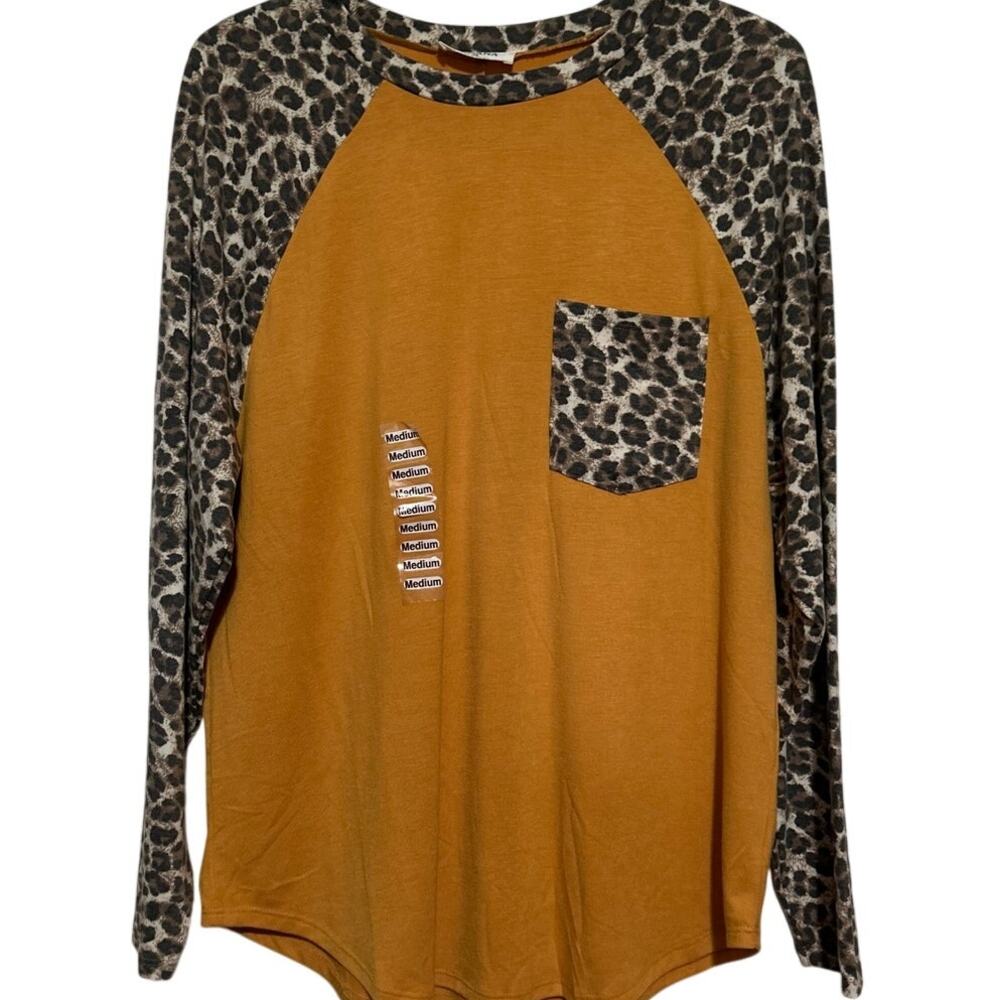 Zenana Women's Dark Yellow Animal Print Long Sleeve T-Shirt Front Pocket Size‎ M